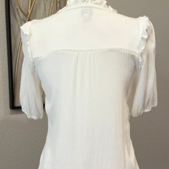 EVEREVE Roan + Ryan Cora Crochet Top - Picture 6 of 16